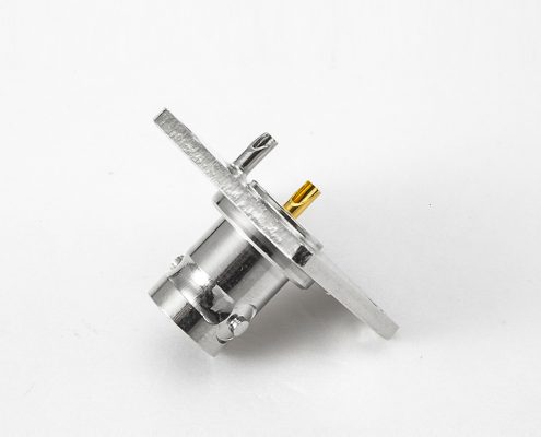 BNC連接器焊杯接線(xiàn)母頭180度面板安裝4孔法蘭75Ω