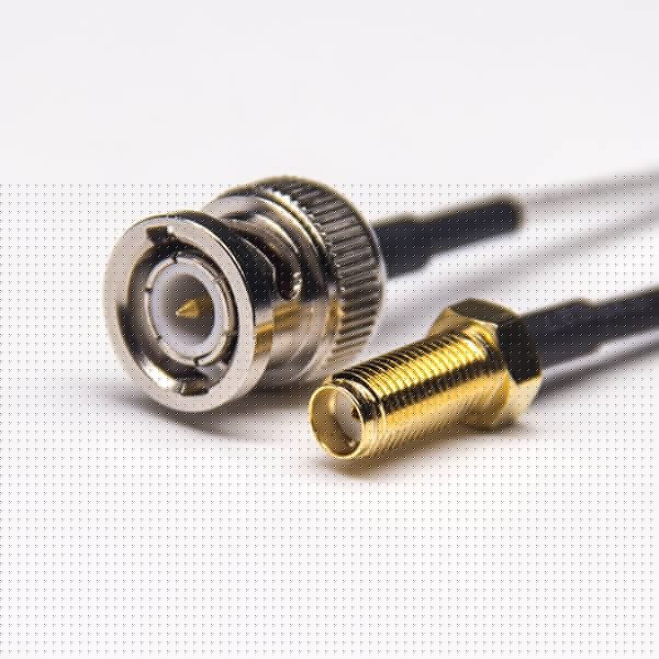 BNC監(jiān)控線180度公頭轉SMA180度母頭接RG316線